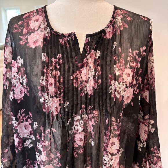 Torrid | 3XL Black Floral Sheer Top Dark Romance Bloomcore Flowers Date Night - Picture 3 of 11